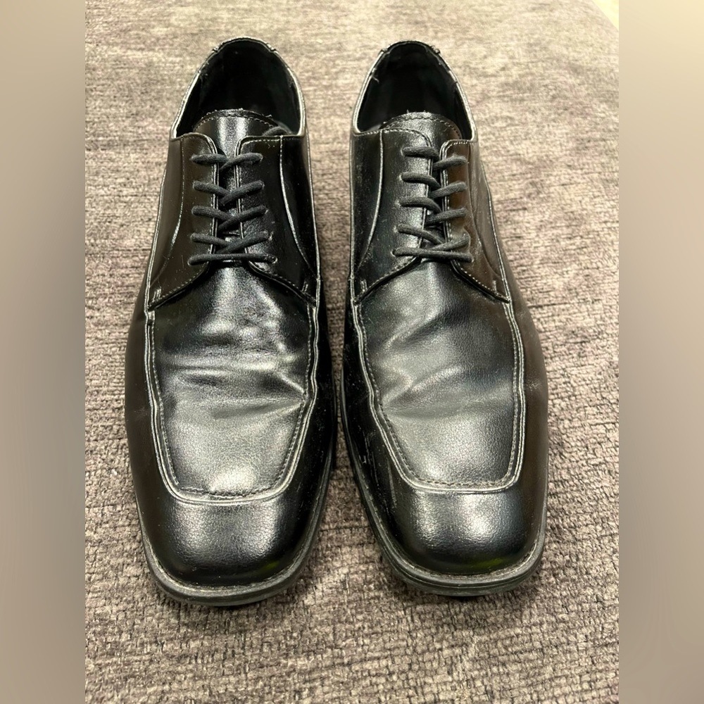 APT. 9 Men’s Dress Shoes